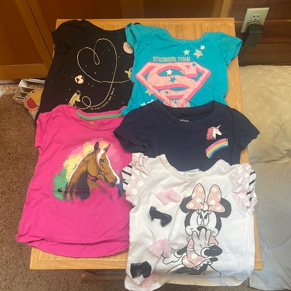 Girls t shirts 2t
